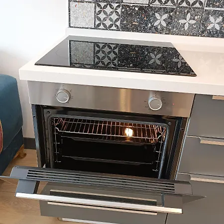 Lovely Holiday Апартаменты *